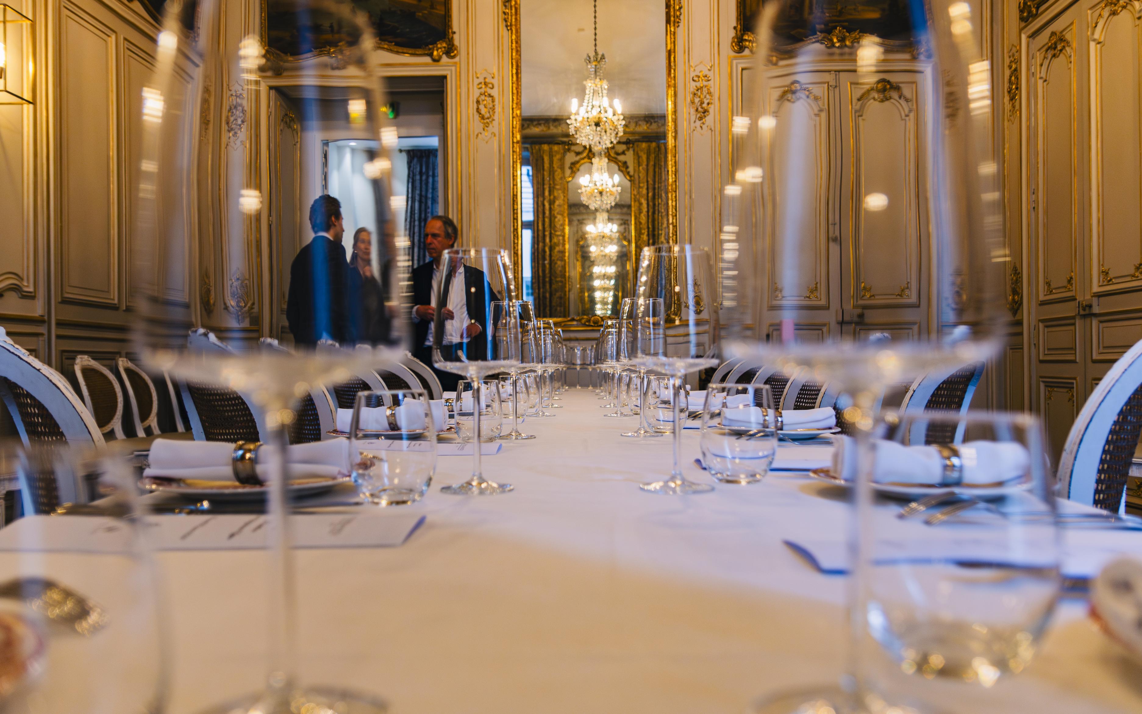 Cercle Ysée — Table dressée